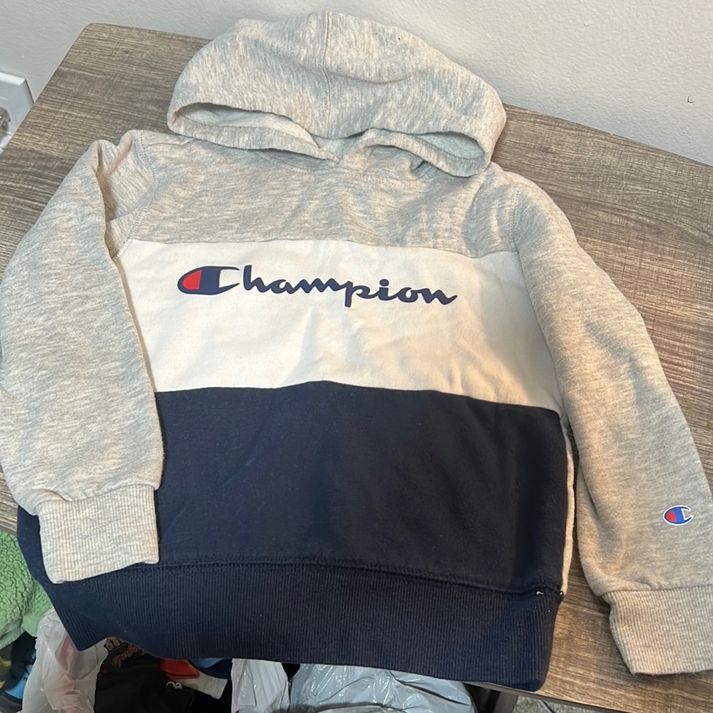 Champion hoodie boys